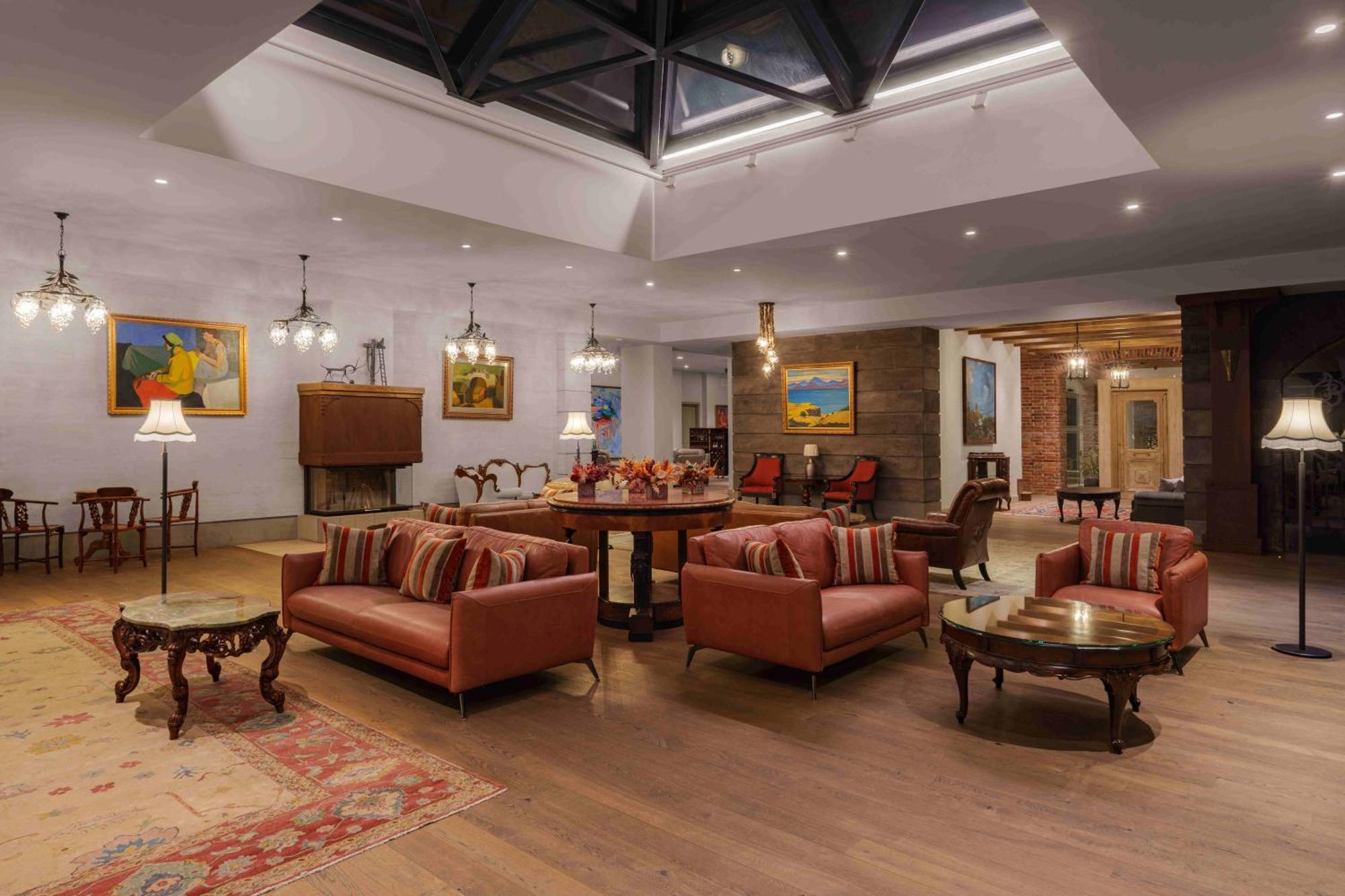 Grand Hotel Gyumri By Apricot Hotels 外观 照片