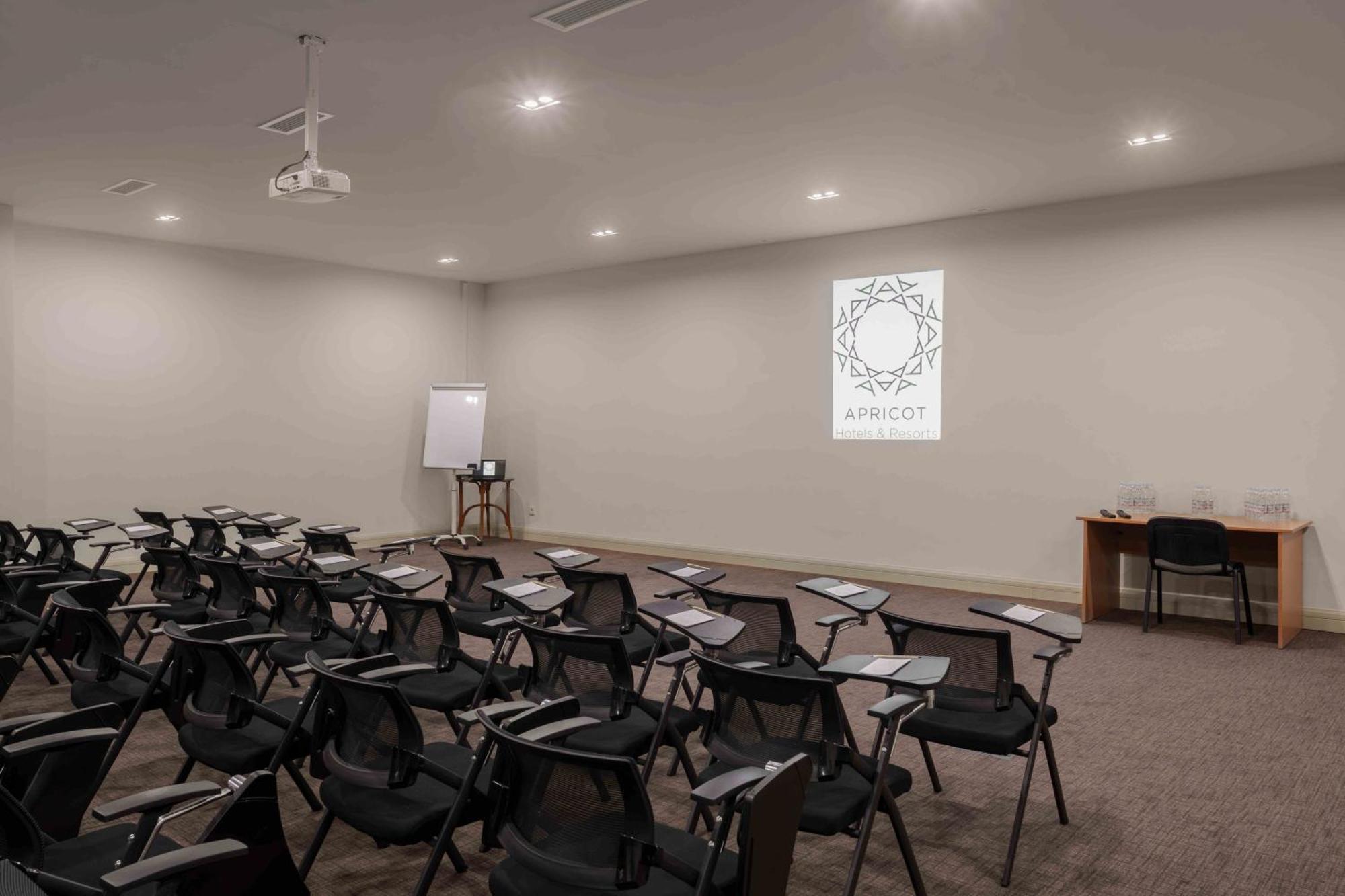 Grand Hotel Gyumri By Apricot Hotels 外观 照片