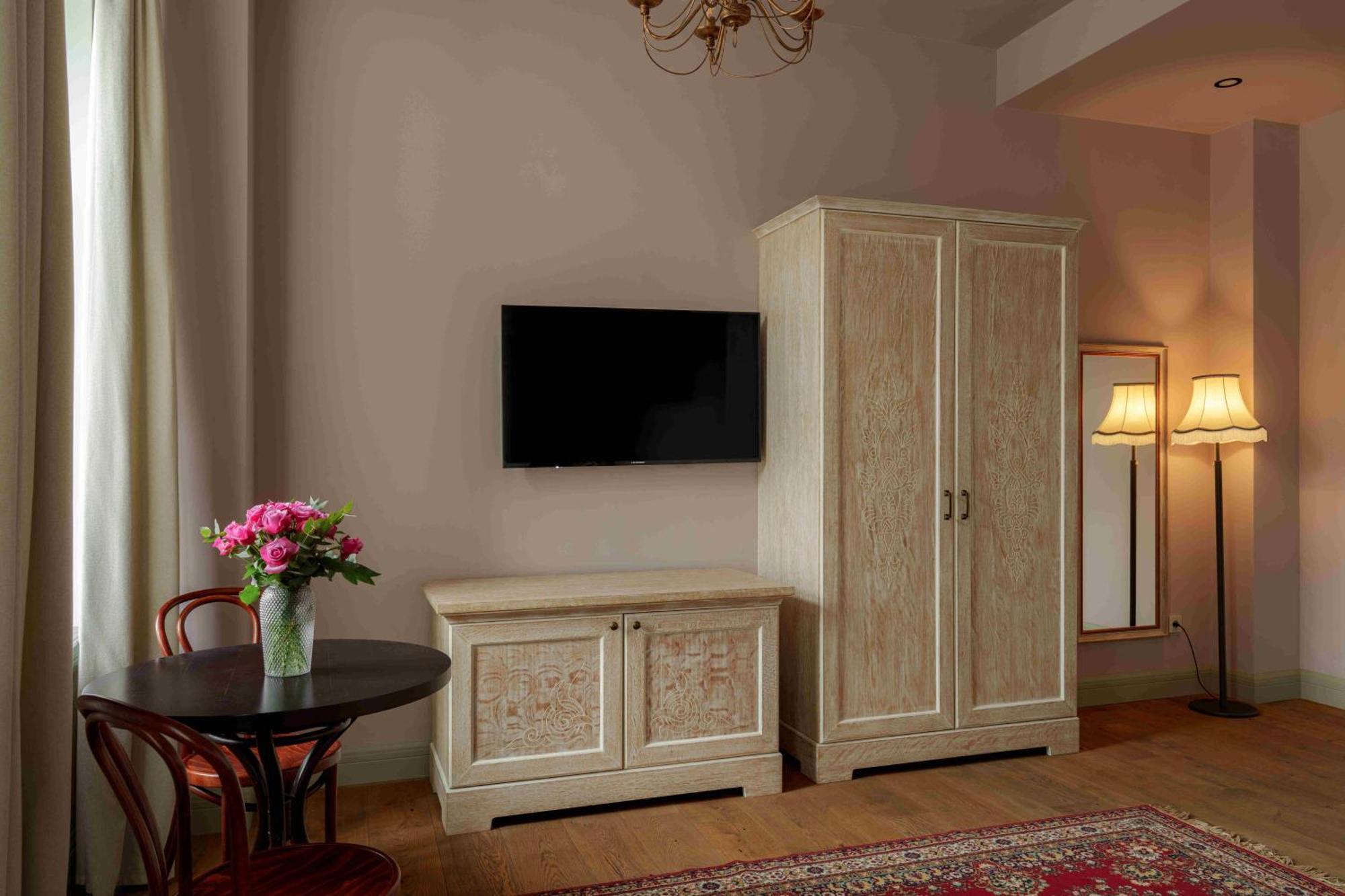 Grand Hotel Gyumri By Apricot Hotels 外观 照片