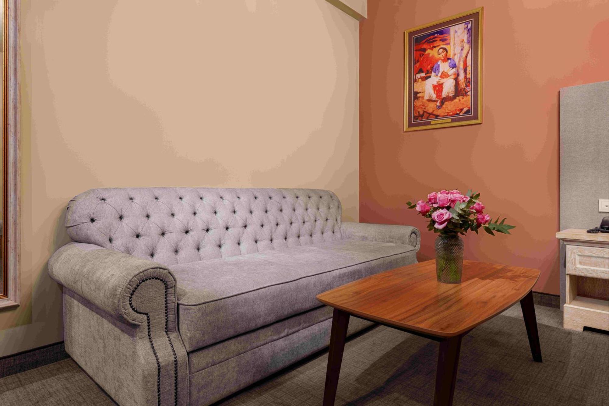 Grand Hotel Gyumri By Apricot Hotels 外观 照片