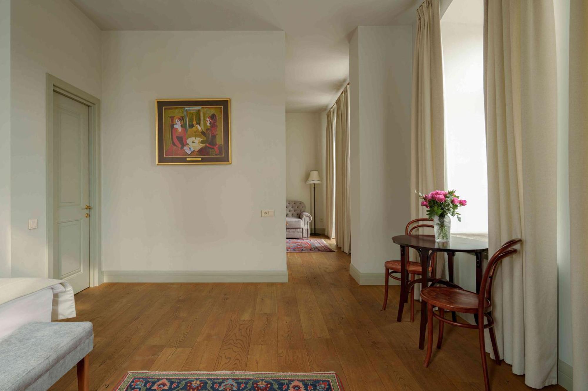 Grand Hotel Gyumri By Apricot Hotels 外观 照片